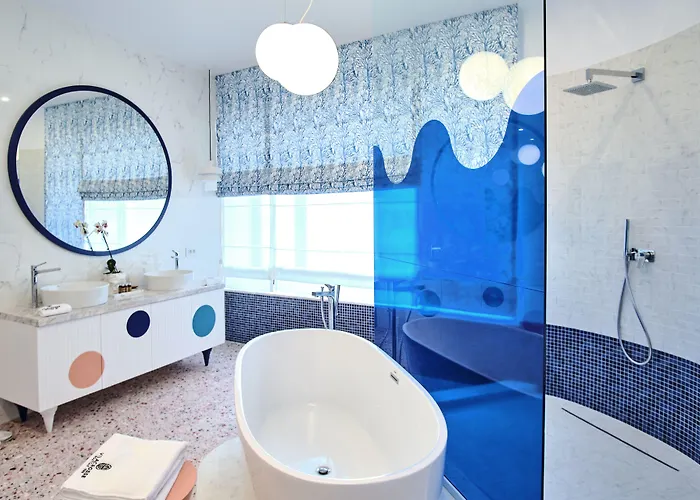Vilacrosse Boutique מלון 3*